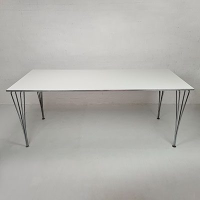 Piet Hein Dining Table from late 1960s. Produced by Fritz Hansen