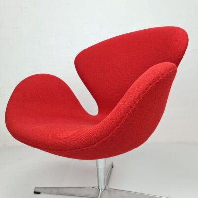 Fritz Hansen Swan Chair in red wool