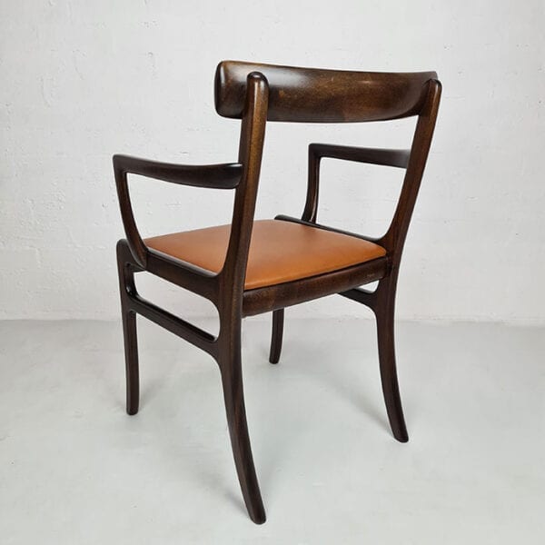 Ole Wanscher Rungstedlund chair made of mahogany and seat of leather